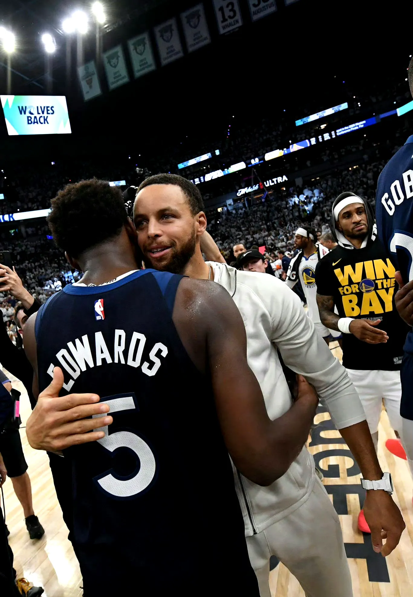 全明星赛关键时刻走向成谜；金州勇士伤情更新；质疑声仍在；高层口径保持一致的简单介绍