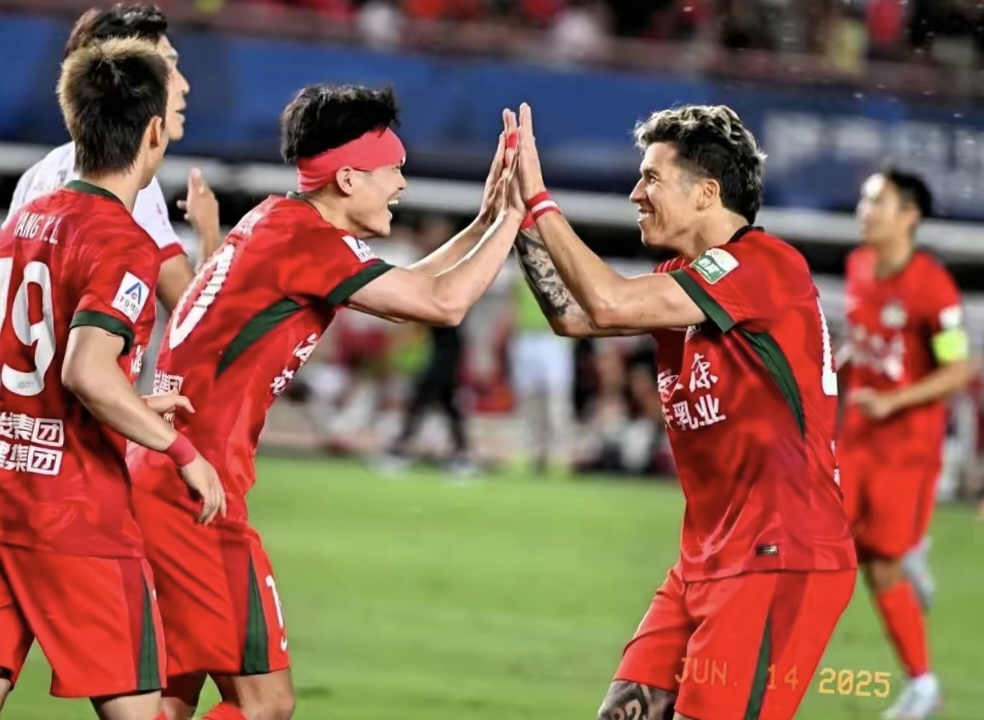 中超赛程吃紧，芝加哥公牛赛前豪取连胜，信心回归，资深球员宣示担当的简单介绍