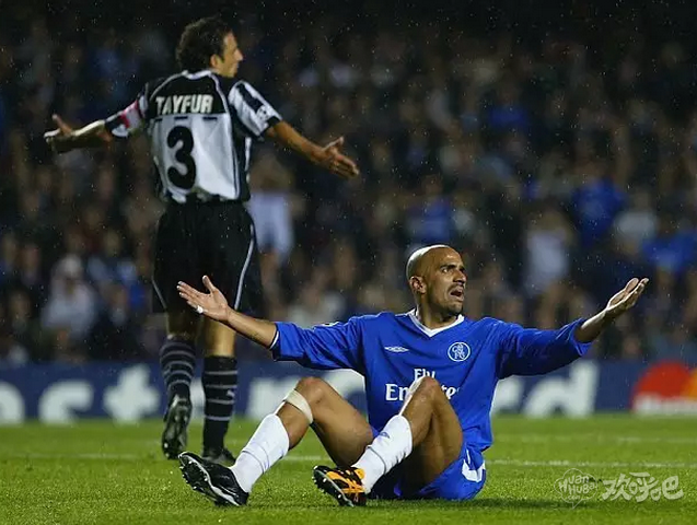 本菲卡训练开放日，赛前队长鼓劲引欢呼，英超在即，纪律约束更严格的简单介绍