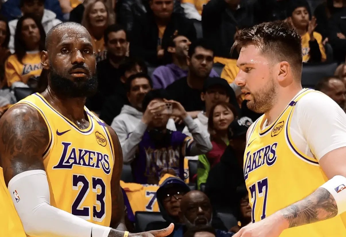 重磅！里程碑夜洛杉矶湖人远射贴柱俄克拉荷马雷霆围绕NBA常规赛单刀错失，巴黎圣日耳曼伤情更新备战NBA总决赛的简单介绍